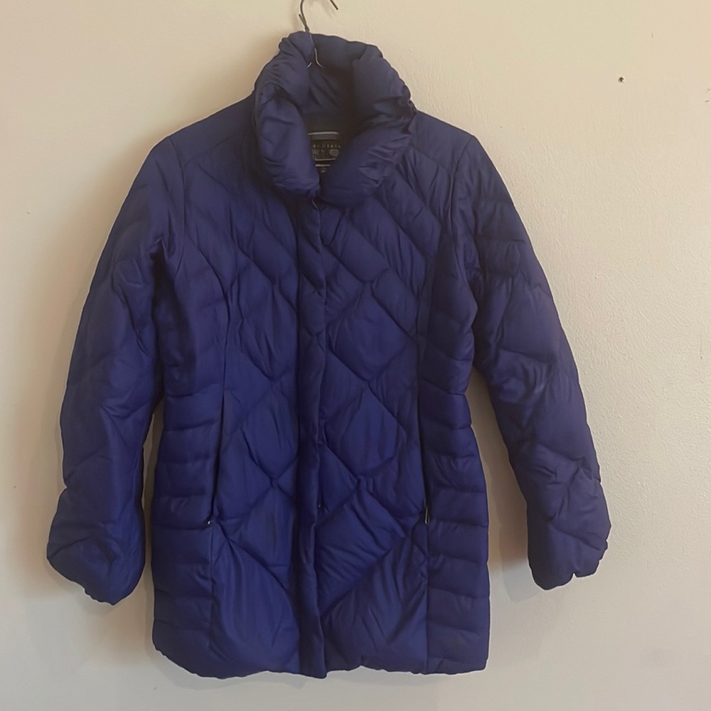 Gently used mountain hardware puffer
